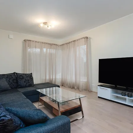 Padriku Apartment With A Balcony,Near To Central,Self Check In 24 7,Free Parking Талин Екстериор снимка