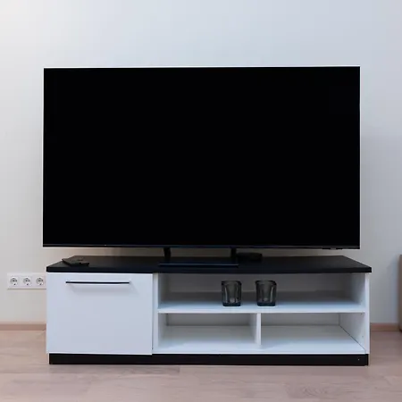 Padriku Apartment With A Balcony,Near To Central,Self Check In 24 7,Free Parking Талин Екстериор снимка