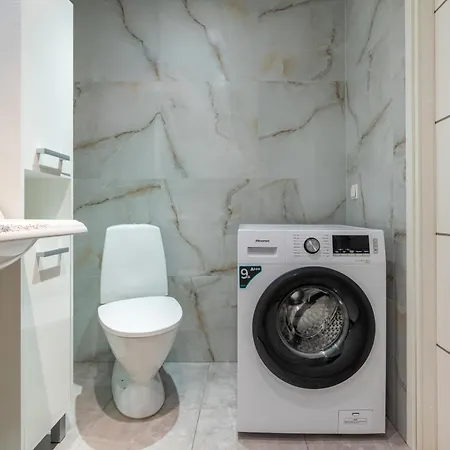 Padriku Apartment With A Balcony,Near To Central,Self Check In 24 7,Free Parking Талин Екстериор снимка