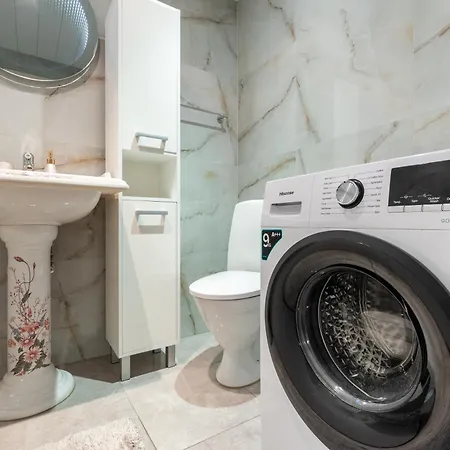 Padriku Apartment With A Balcony,Near To Central,Self Check In 24 7,Free Parking Талин Екстериор снимка