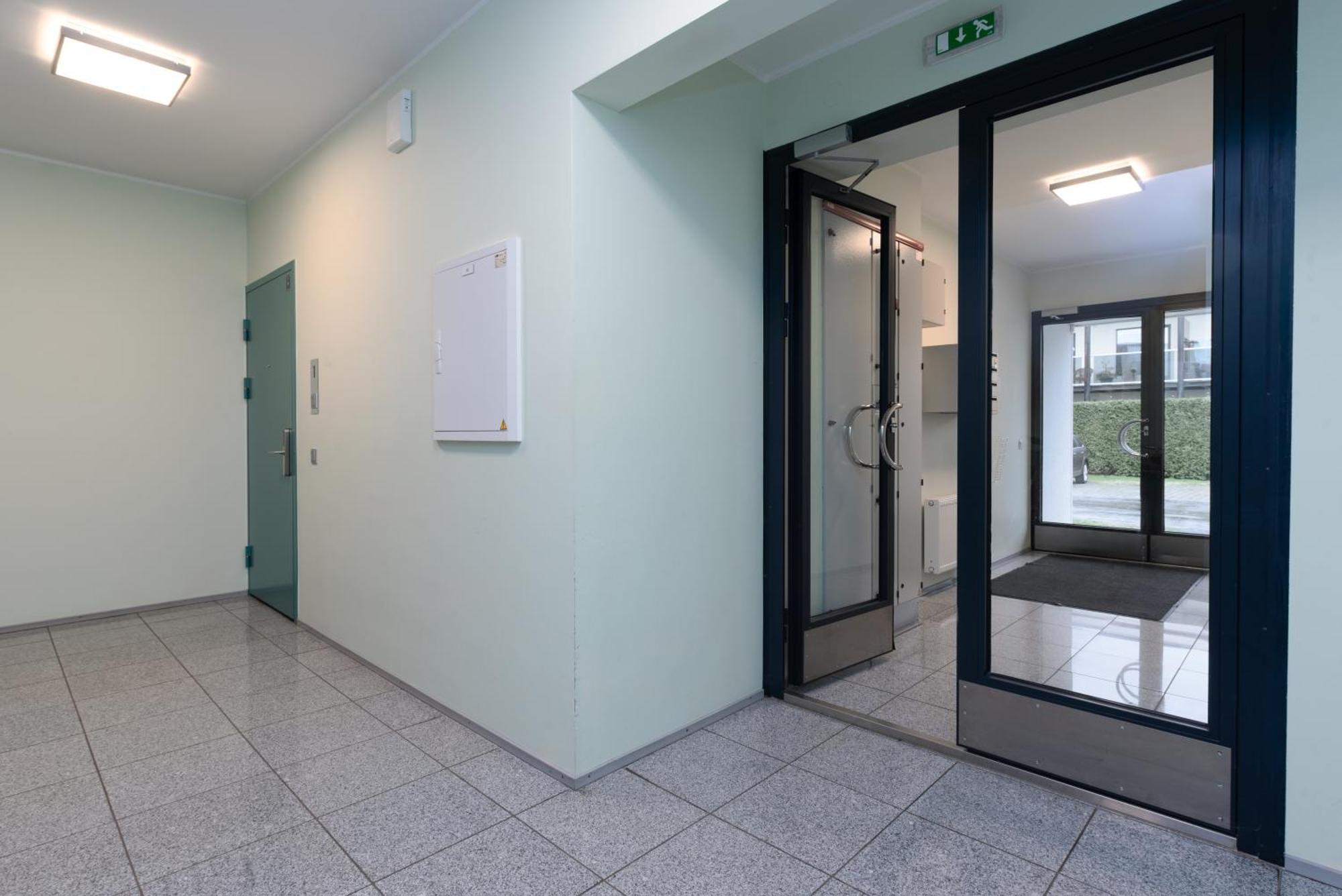 Padriku With A Balcony,near To Central,self Check In 24 7,free Parking Апартамент *