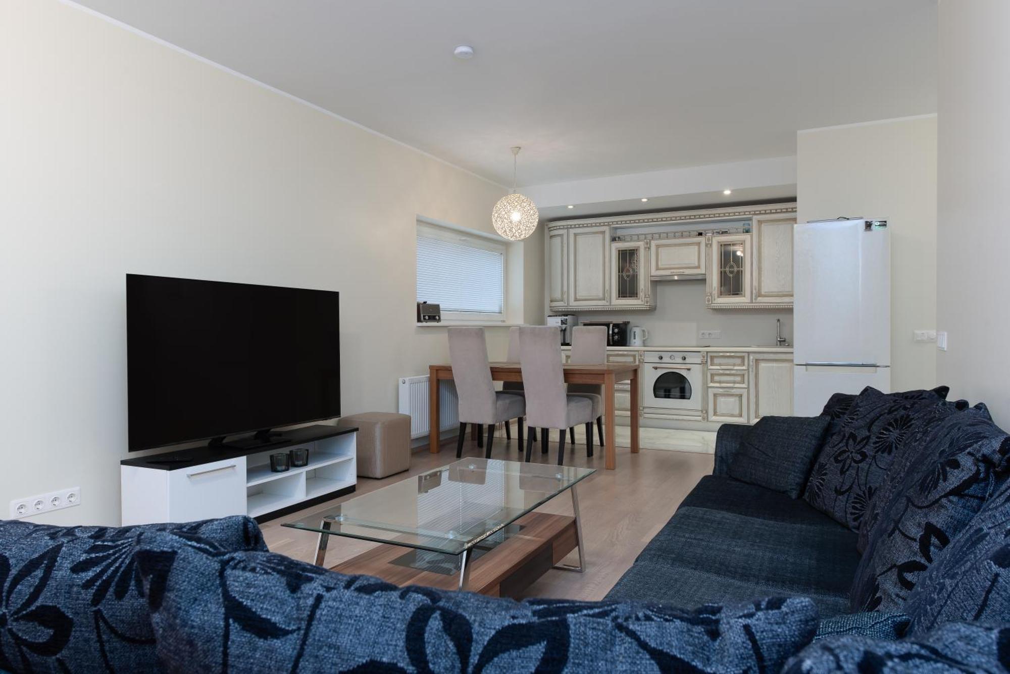 Padriku With A Balcony,near To Central,self Check In 24 7,free Parking Талин