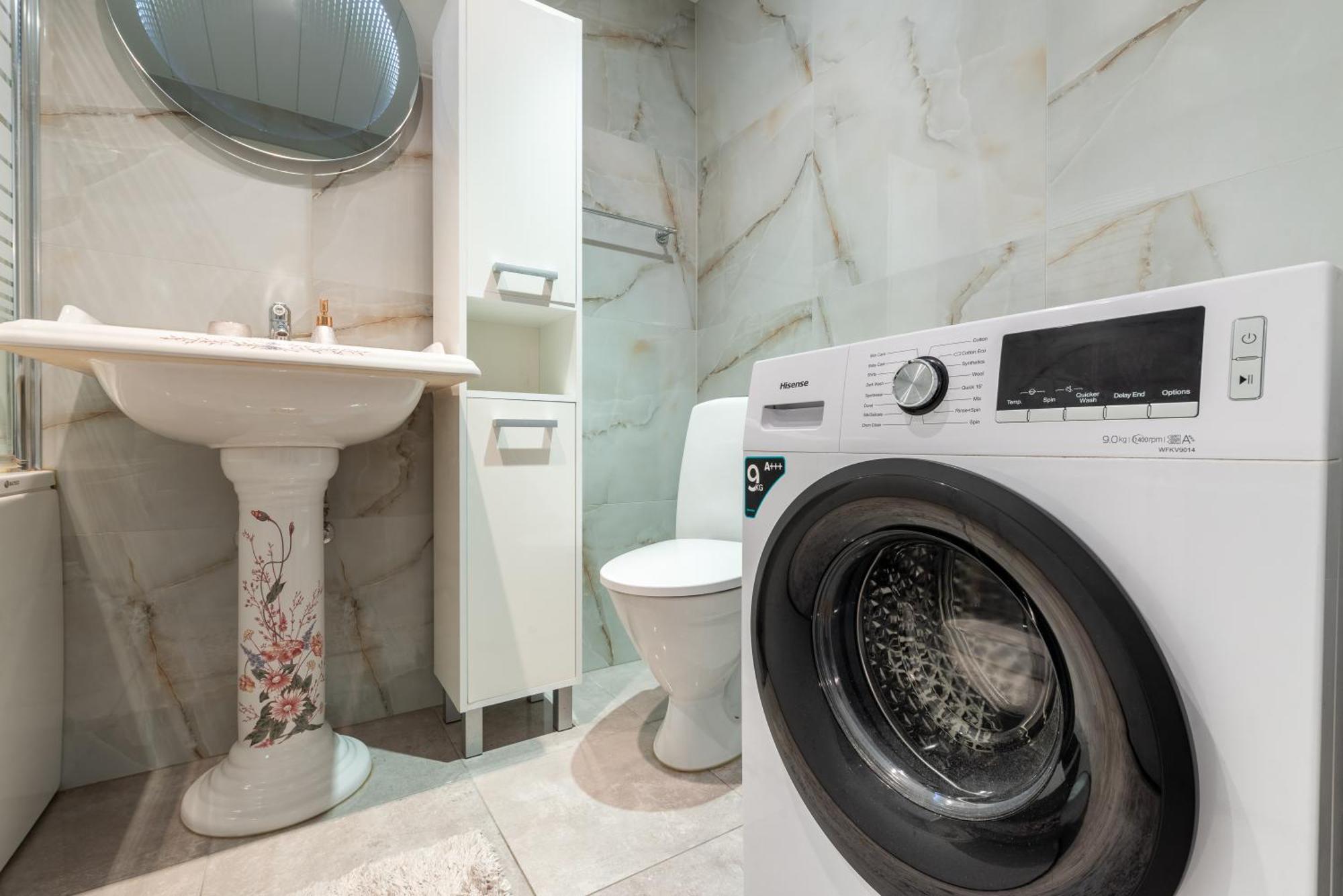 Апартамент Padriku With A Balcony,near To Central,self Check In 24 7,free Parking *